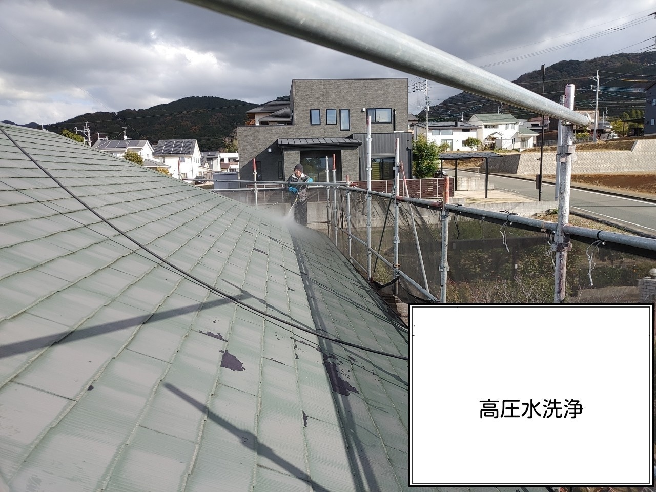 糟屋郡久山町物件の塗装工事、住みたかルーフ、福岡市屋根工事