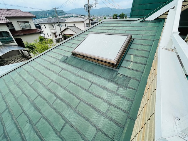 天窓付きスレート屋根　劣化