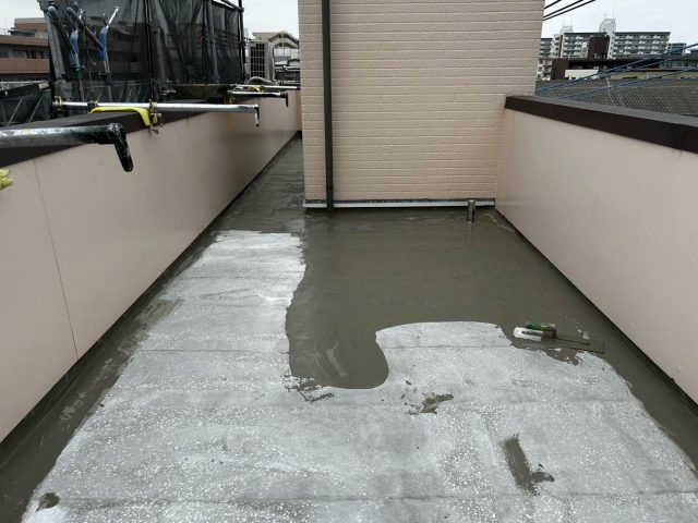 ウレタン防水工事　下地処理
