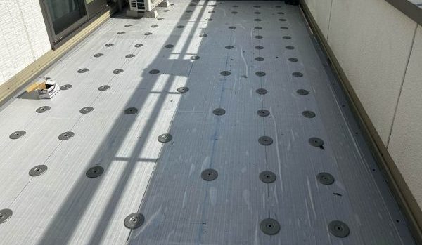 ベランダ防水工事　IHディスク設置