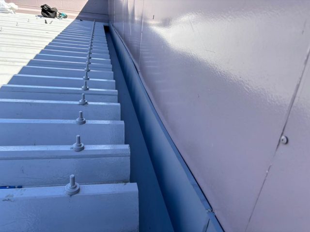 折板屋根雨漏り修理　工事完了