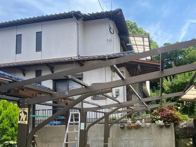 カーポート屋根　波板交換工事