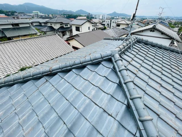 瓦屋根葺き直し工事　施工完了