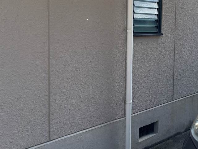 外壁無料調査　劣化　ひび割れ
