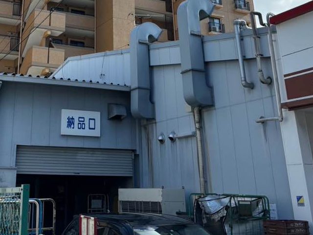 スーパー　店舗　雨漏り