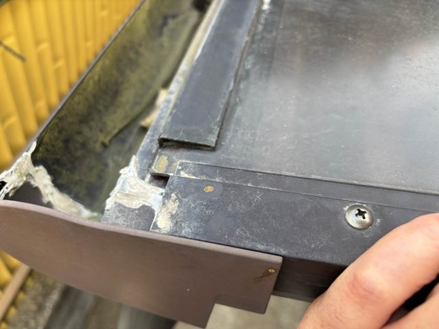 バルコニー屋根　劣化