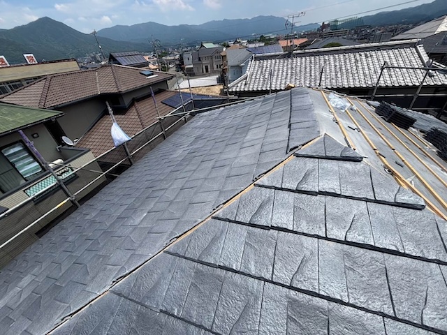 屋根カバー工法　ROOGA鉄平