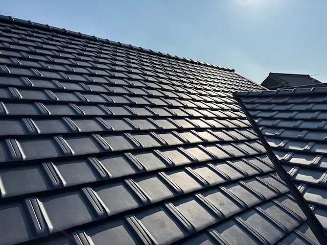 屋根葺き替え工事　施工完了写真