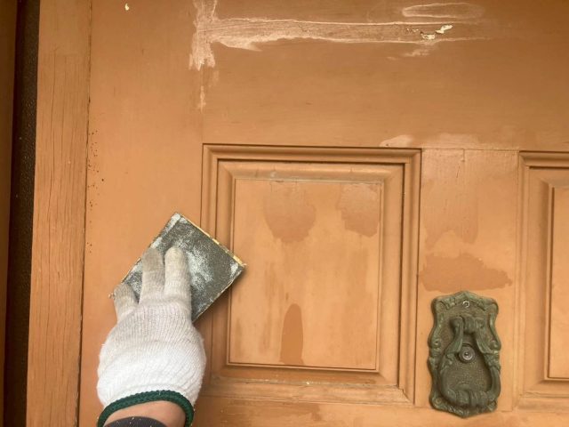 玄関ドア 劣化 色褪せ