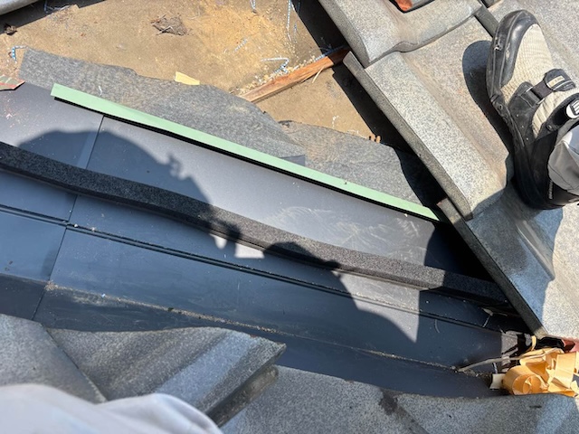 谷板金交換工事　