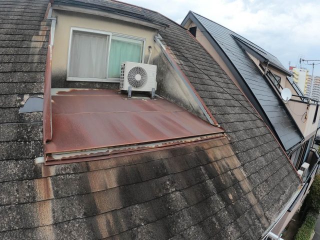 金属屋根　錆　劣化