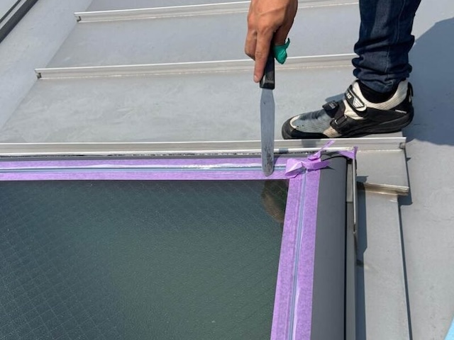 コーキング工事　コーキング材充填