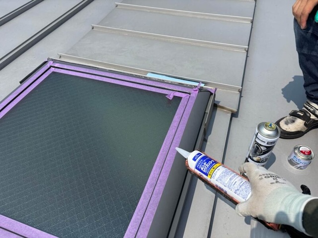 コーキング工事　コーキング充填