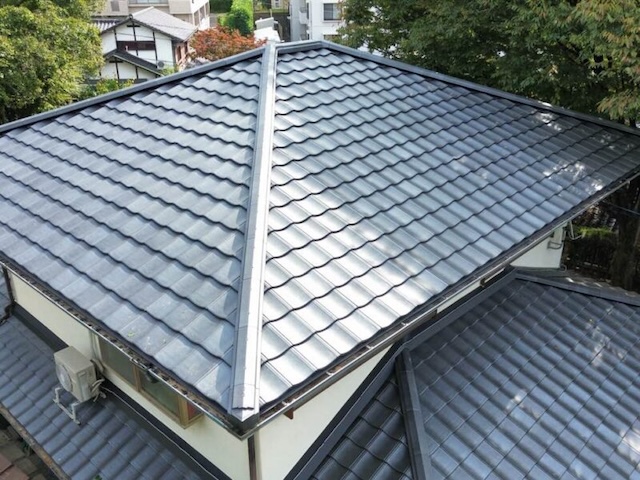 ルーガ雅 葺き替え工事 施工完了写真、住みたかルーフ