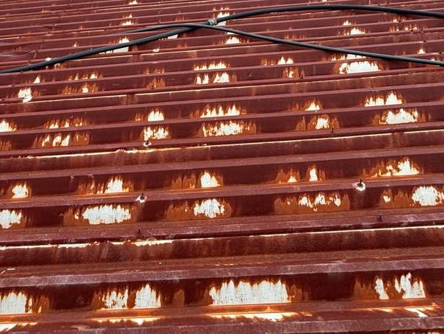折板屋根 劣化 錆