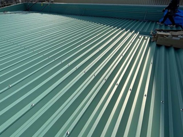 工場屋根カバー工法 ヨドルーフ