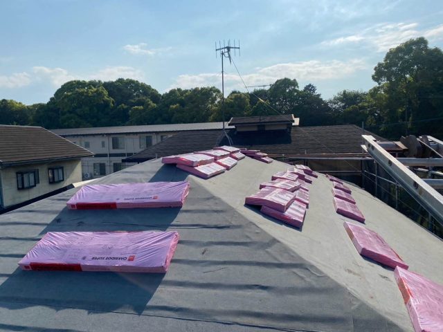 屋根カバー工法　新規屋根材施工　オークリッジスーパー