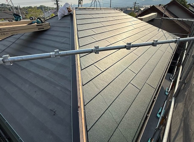 屋根カバー工法 スーパーガルテクト施工 住みたかルーフ