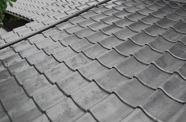 セメント瓦　ズレ