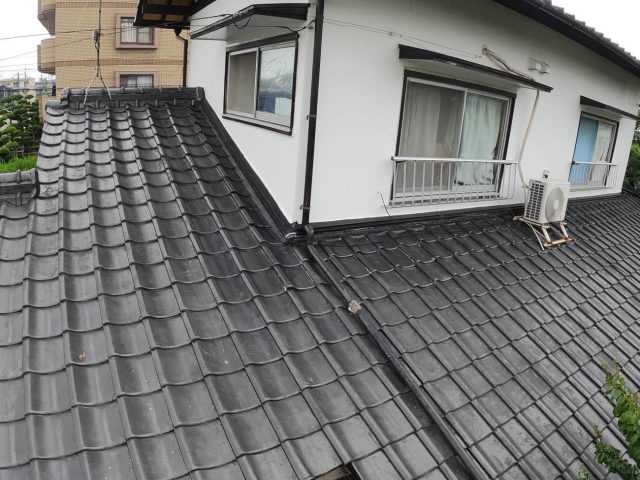 瓦屋根住宅　下屋　雨漏り