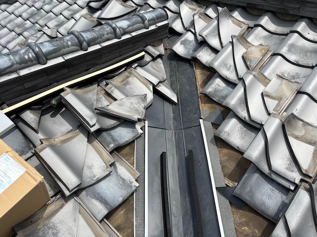 谷板金交換工事　住みたかルーフ