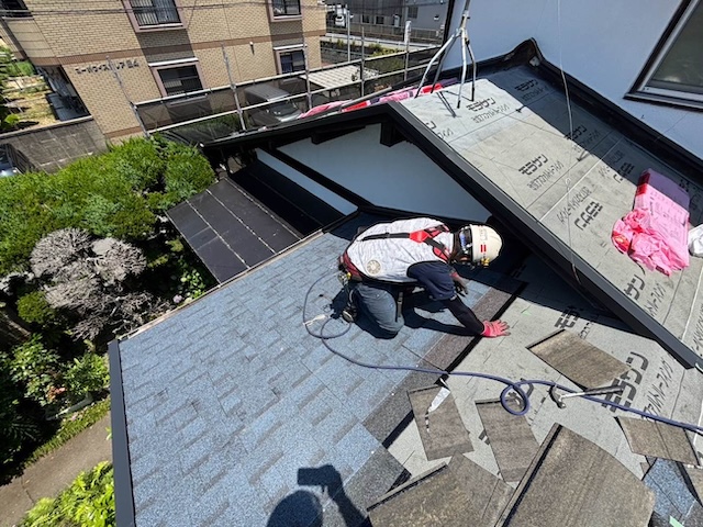 屋根葺き替え工事　オークリッジスーパー施工
