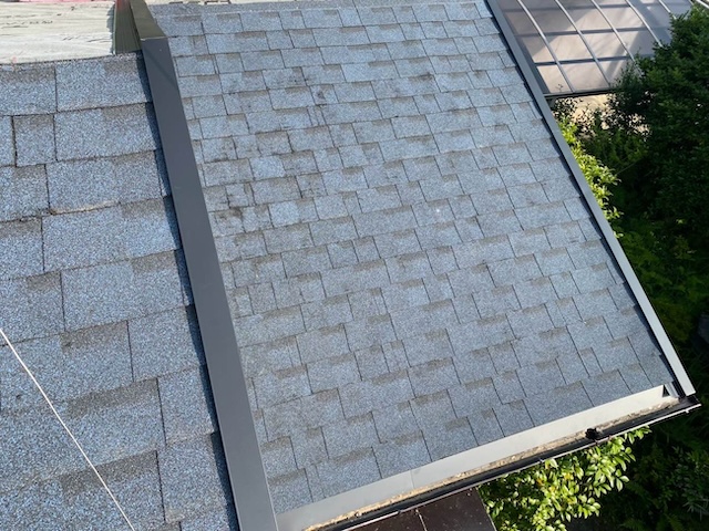 屋根葺き替え工事　オークリッジスーパー　