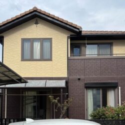 【久山町の皆様へ】外壁塗装工事｜塗装後に色褪せが再発した外壁が美しく復活！