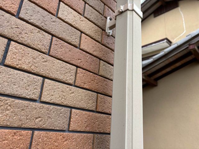 篠栗町 雨樋金具交換工事 施工完了写真