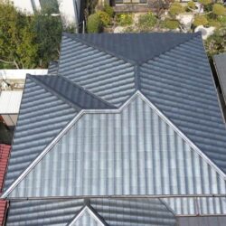 【福岡市早良区】屋根葺き替え・外壁塗装工事｜築48年の住まいを「ルーガ雅」で再生したトータルリフォーム事例